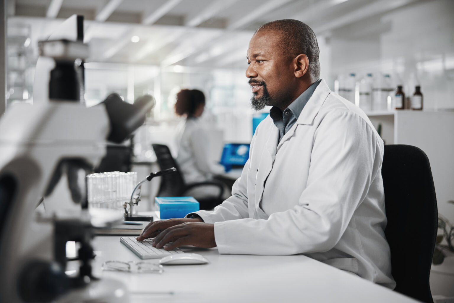 Como elaborar etiquetas para laboratórios? - Actiz LIMS